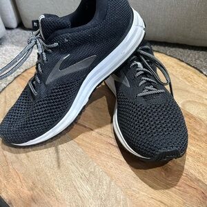 Brooks Black Athletic Running Shoes with White Midsole Revel